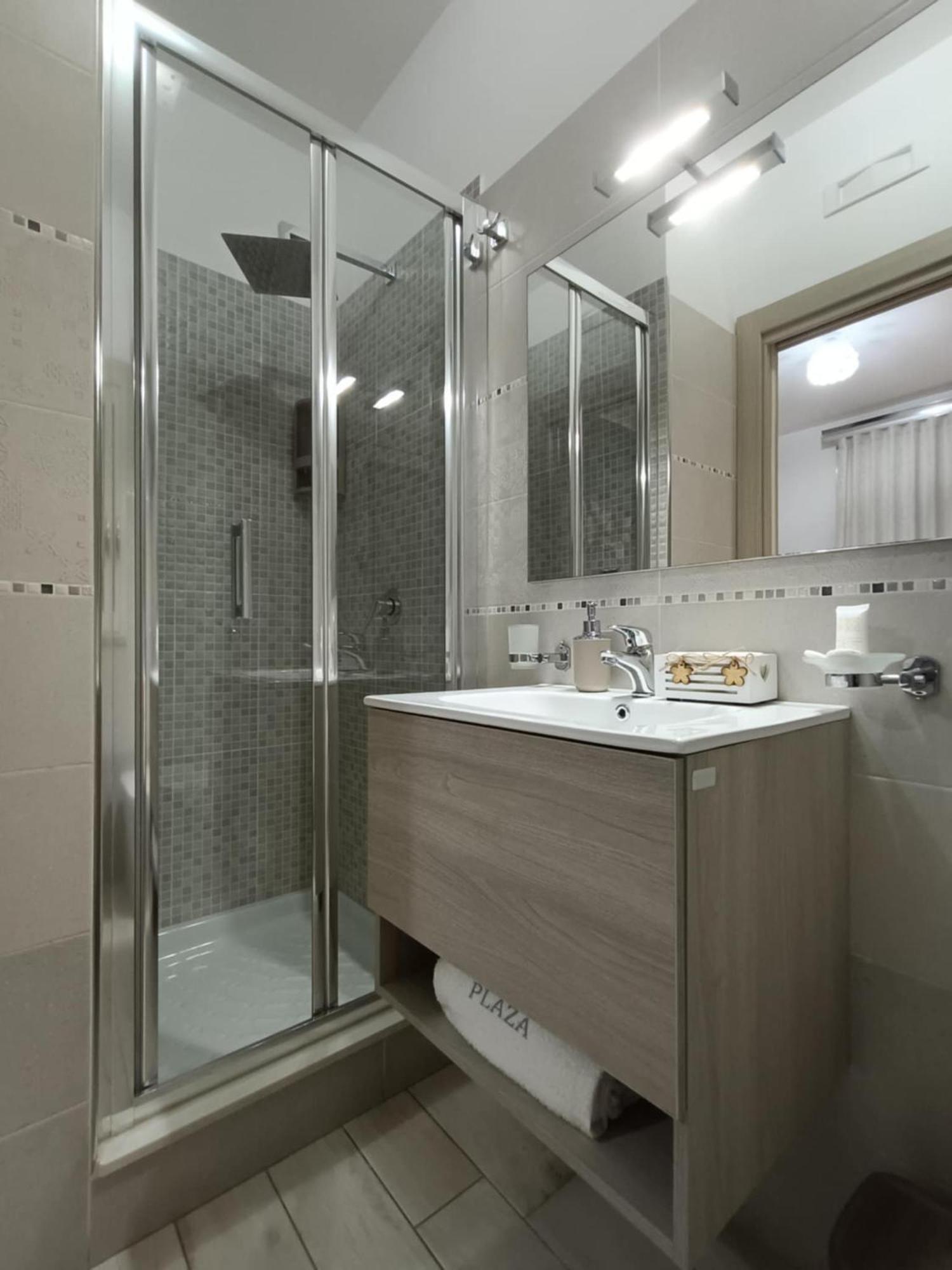 B&B Plaza LMP Zewnętrze zdjęcie